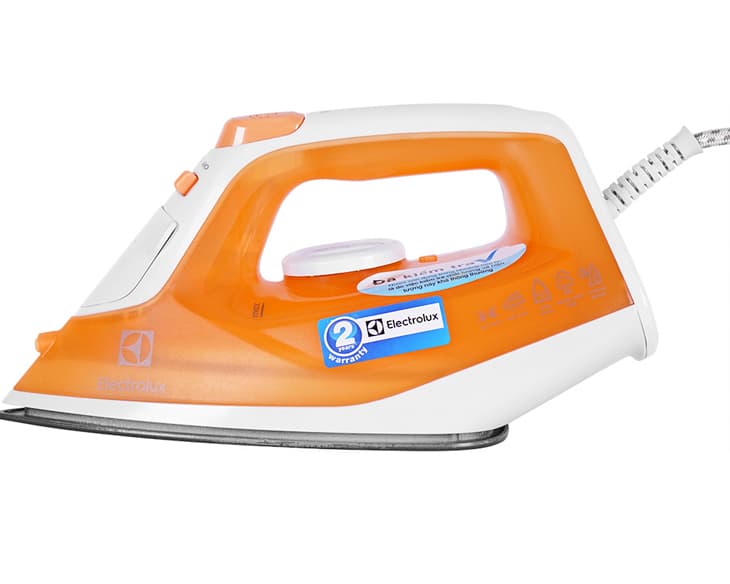 Bàn ủi hơi nước Electrolux ESI4007