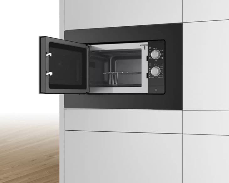 Lò vi sóng âm tủ Bosch 20 lít BEL620MB3