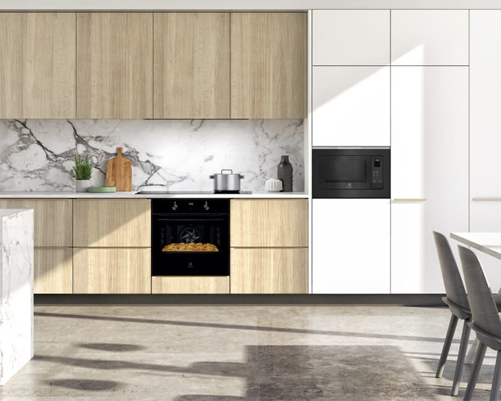 Lò vi sóng Electrolux 25 lít EMSB25XG