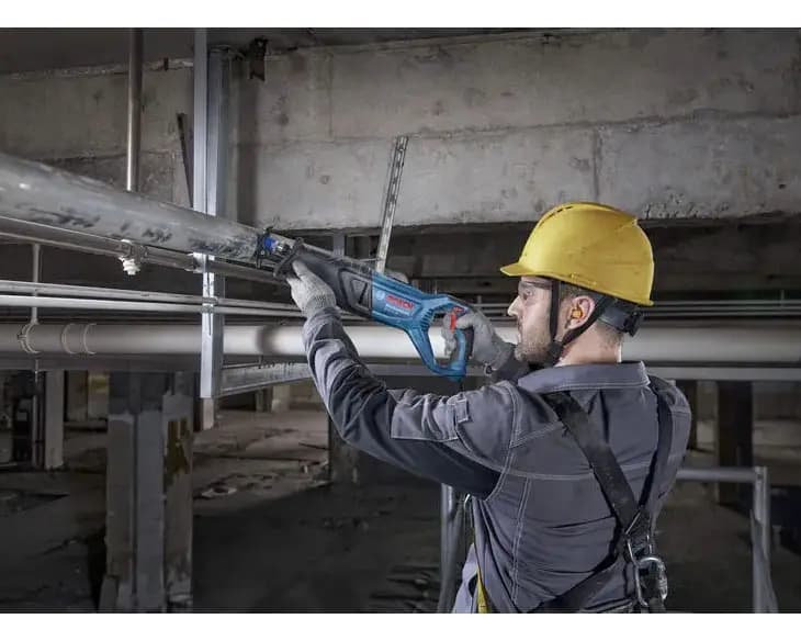 Máy cưa kiếm Bosch GSA 12-30 06016C70K0