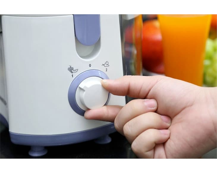 Máy ép trái cây Philips HR1811