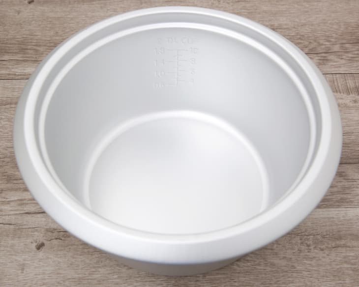 Nồi cơm nắp rời Sunhouse 1.8 lít SHD8125
