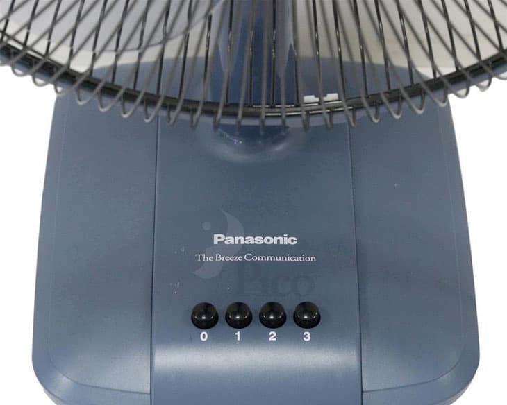 Quạt bàn Panasonic PN-F400CB